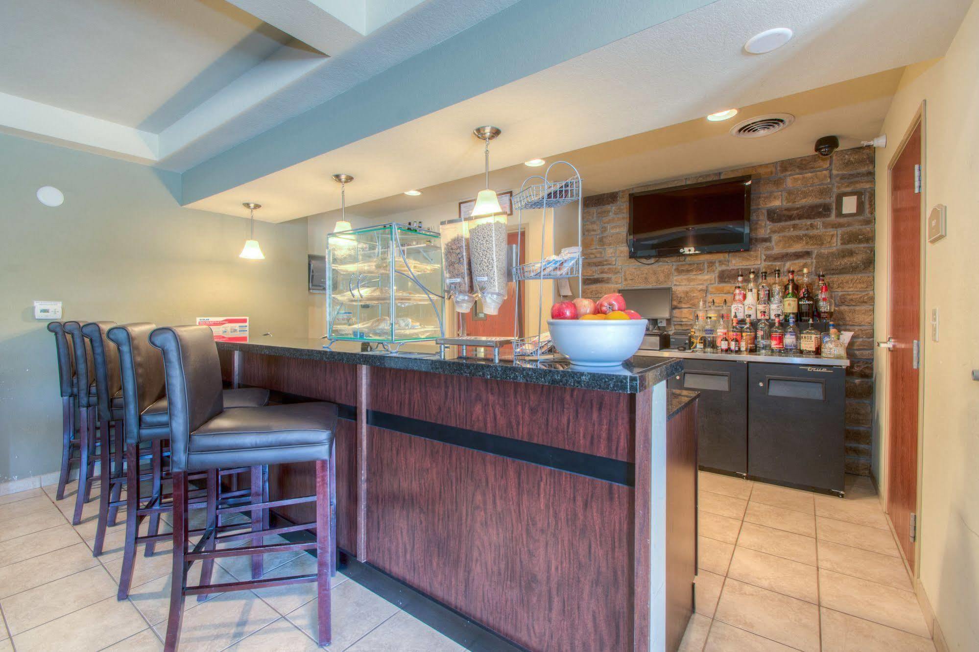 Cobblestone Inn & Suites - Wray מראה חיצוני תמונה